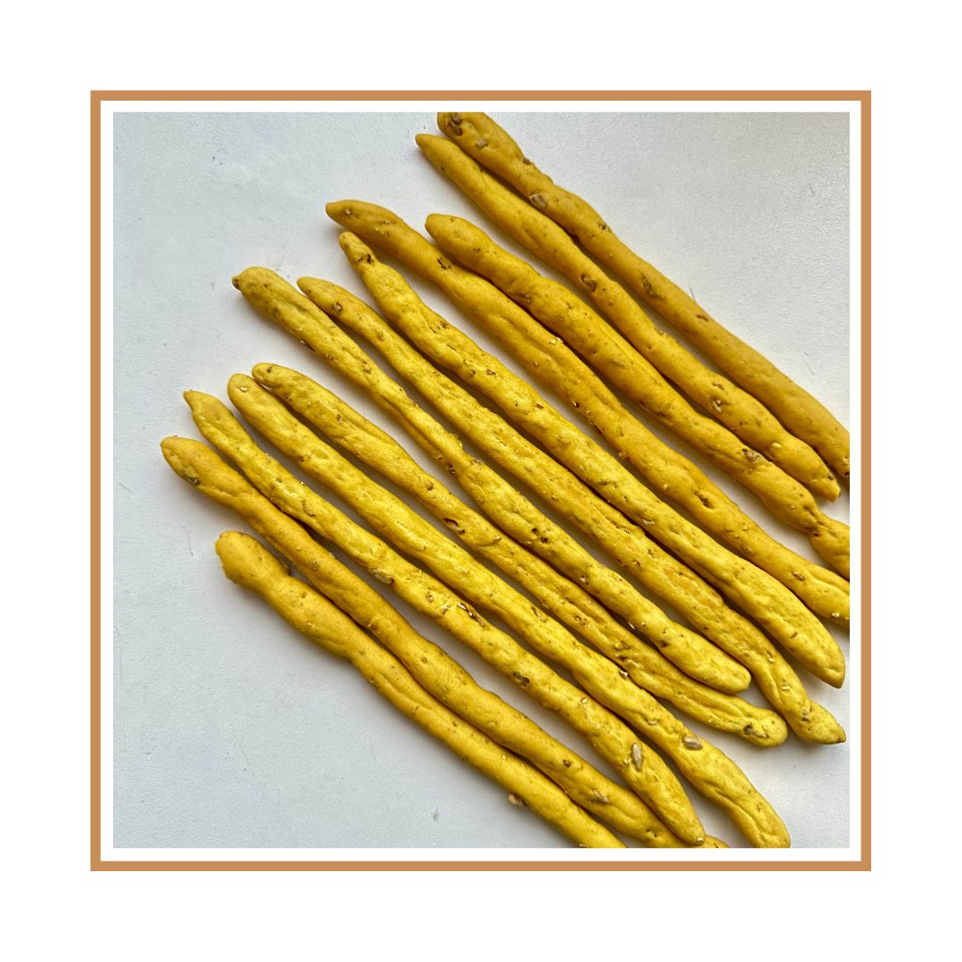 Grissini alla curcuma e cereali - fatti a mano