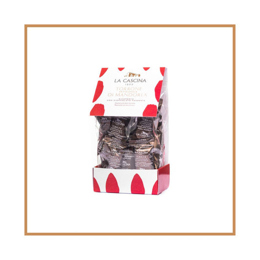 torroncini di mandorle ricoperti di cioccolato fondente